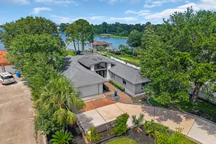 217 Lakeshore Circle, Seabrook, TX 77586 - Photo 4