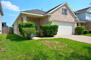 10819 Shannon Mills Ln, Houston, TX 77075 - Photo 1