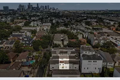 4915 Chenevert Street, Houston, TX 77004 - Photo 40