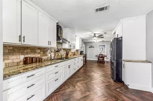 2410 Roman Forest Blvd, New Caney, TX 77357 - Photo 8