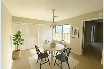 4822 Meadow Park Drive, Houston, TX 77048 - Photo 6