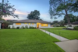 4429 Tonawanda Dr, Houston, TX 77035 - Photo 6