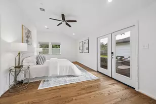 4429 Tonawanda Dr, Houston, TX 77035 - Photo 4