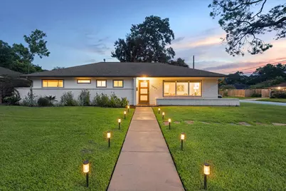4429 Tonawanda Drive, Houston, TX 77035 - Photo 1