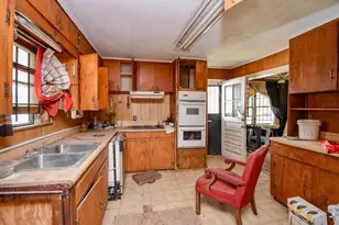 2413 E Crosstimbers St, Houston, TX 77093 - Photo 14