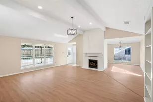 5403 Greenhill Forest Dr, Houston, TX 77088 - Photo 8