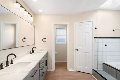 5403 Greenhill Forest Drive, Houston, TX 77088 - Photo 22