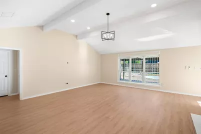 5403 Greenhill Forest Drive, Houston, TX 77088 - Photo 10