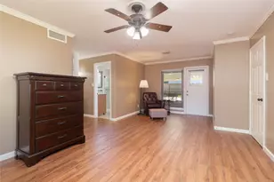8919 Manhattan Dr, Houston, TX 77096 - Photo 16