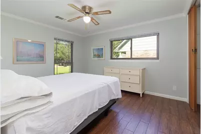 8919 Manhattan Drive, Houston, TX 77096 - Photo 28