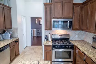 802 Sterling Ct, Bay City, TX 77414 - Photo 16