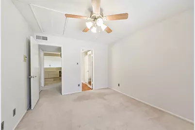 2601 S Braeswood Boulevard #105, Houston, TX 77025 - Photo 30