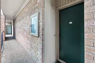 2400 N Braeswood Blvd, Houston, TX 77030 - Photo 2