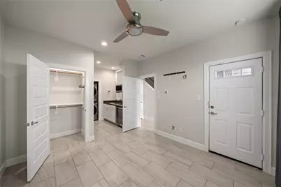 2779 Clinton Drive, Houston, TX 77020 - Photo 6