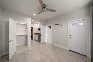 2779 Clinton Dr, Houston, TX 77020 - Photo 6