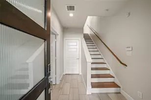 2779 Clinton Dr, Houston, TX 77020 - Photo 4