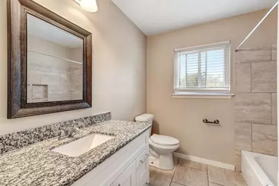 12527 Huntington Venture Drive, Houston, TX 77099 - Photo 14