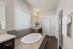 516 W 24th St, Houston, TX 77008 - Photo 18