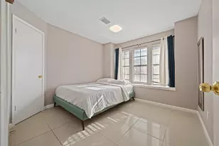 8629 Kinghaven St, Houston, TX 77083 - Photo 22