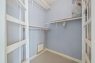 8629 Kinghaven St, Houston, TX 77083 - Photo 26