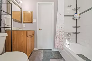 8629 Kinghaven St, Houston, TX 77083 - Photo 10
