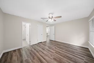 2134 Tower Bridge Rd, Pearland, TX 77581 - Photo 10
