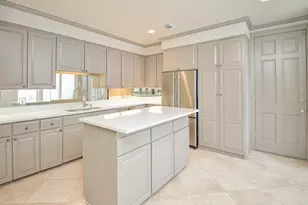 6 River Hollow Ln, Houston, TX 77027 - Photo 16