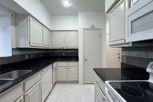 1103 Dulles Ave, Stafford, TX 77477 - Photo 8