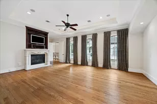 256 Post Oak Ln S, Houston, TX 77056 - Photo 8