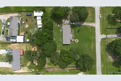 21625 County Road 37492, Cleveland, TX 77327 - Photo 6