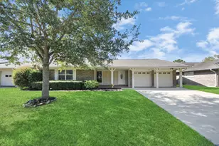 2804 Shady Creek Dr, Pearland, TX 77581 - Photo 2