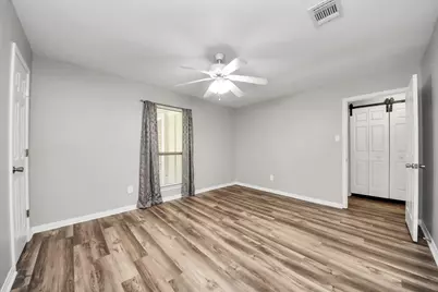2804 Shady Creek Drive, Pearland, TX 77581 - Photo 22