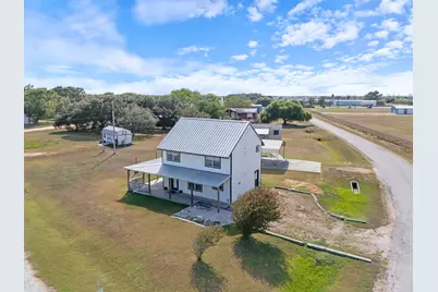 2749 W Bayshore Drive, Palacios, TX 77465 - Photo 6