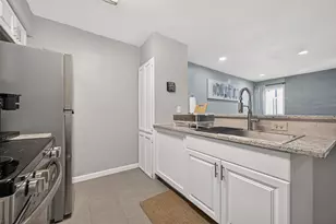 10001 Westpark Dr, Houston, TX 77042 - Photo 10