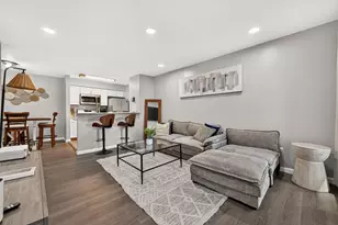 10001 Westpark Dr, Houston, TX 77042 - Photo 6