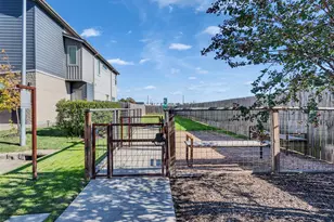 5702 Rucio Ln, Houston, TX 77092 - Photo 28