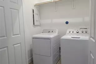 765 Enterprise St, Houston, TX 77088 - Photo 8