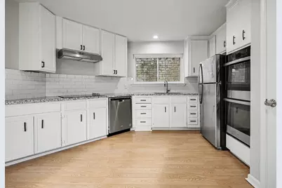 16607 Neumann Drive, Houston, TX 77058 - Photo 10