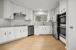 16607 Neumann Dr, Houston, TX 77058 - Photo 10