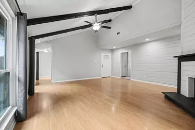 16607 Neumann Drive, Houston, TX 77058 - Photo 8