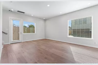 5904 Jasper Jones Way, Houston, TX 77091 - Photo 6