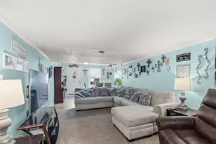 8409 Montridge Dr, Houston, TX 77055 - Photo 10