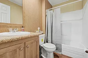 6513 Wickwillow Ln, Alvin, TX 77511 - Photo 22