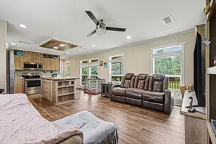 6513 Wickwillow Ln, Alvin, TX 77511 - Photo 8