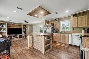 6513 Wickwillow Ln, Alvin, TX 77511 - Photo 14
