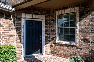 10019 Lynnwood Dr, Baytown, TX 77521 - Photo 6