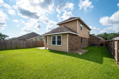 10019 Lynnwood Drive, Baytown, TX 77521 - Photo 34