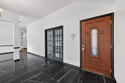 2214 Ruffian Lane, Stafford, TX 77477 - Photo 6