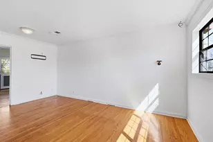 2110 7th St, Port Neches, TX 77651 - Photo 4