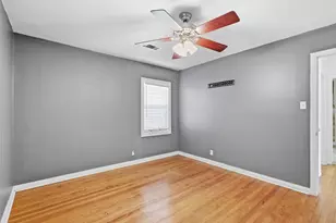 2110 7th St, Port Neches, TX 77651 - Photo 16